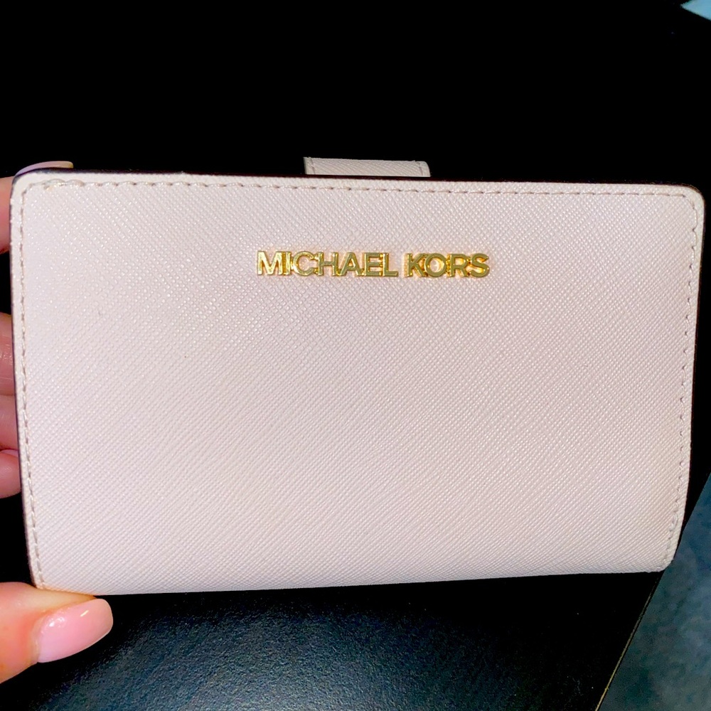 Michael Kors blush pink bifold wallet